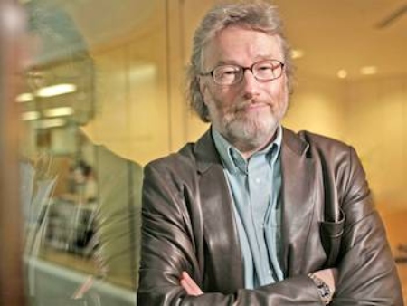 Iain Banks’ personal archives on exhibit as University of Stirling shares work of its famous alum
