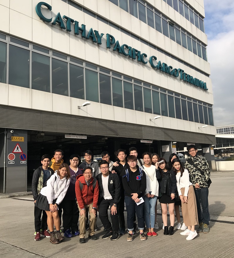 Students visiting Cathay Pacific HQ in Hong Kong